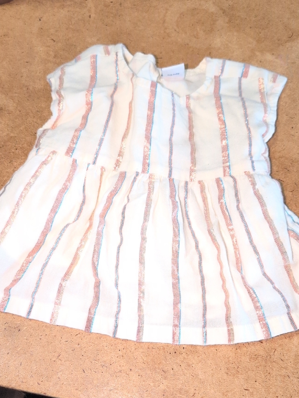 ❤️‍🔥10/$10❤️‍🔥 Baby Girls Old Navy Cream Metallic Striped Dress Size 0-3M
